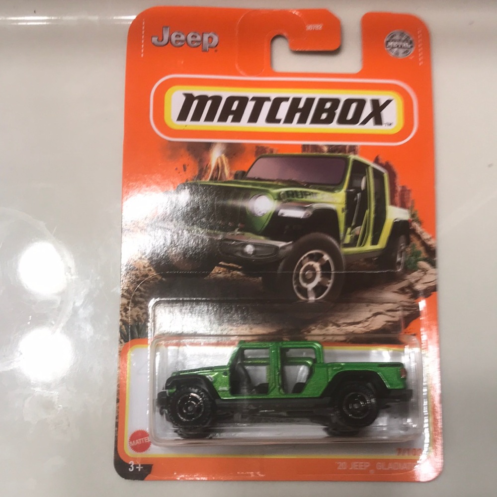 2020 jeep gladiator Rubicon matchbox in mint condition
